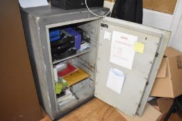 1 x Large Vintage Stafford Safe
