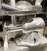1 x Buffalo CD400 Heavy Duty Meat Mincer Commercial Mincer with Accessories - RRP £770