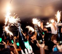 4 x Boxes of 120 x Ice Ultimate 60 Second Ice Fountain Bottle Sparklers and 4 x Ice Canons