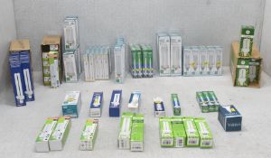 134 x Assorted Light Bulbs - Includes Led And Others - Ref: HW132/HWP1 - CL911 - Location: