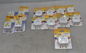 13 x STATUS Travel Plug Adapters - Ref: HW249/HWP3 - CL911 - Location: Altrincham WA14Condition: