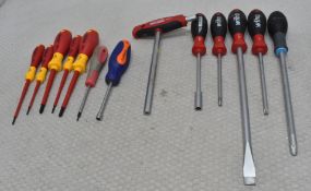13 x Assorted Screwdrivers And Nut Drivers - Ref: HW620/HWP7 - CL911 - Location: Altrincham
