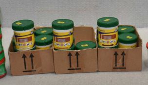 16 x Tubs Of Supreme Wood Filler - Original Retail £111.20 - Ref: HW502/3/HWP6 - CL911 - Location: