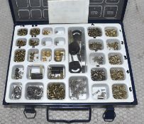 1 x MUL-T-LOCK Lock Pinning Kit - Ref: HW244/HWP3 - CL911 - Location: Altrincham WA14Condition: *