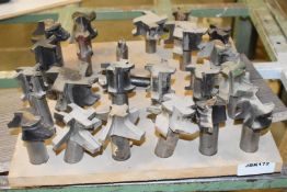 1 x Assorted Collection of Woodworking Milling Machine Cutters With Wooden Tool Holder