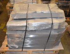 1 x Pallet Job Lot Containing 50 x Modular Unit Leg Sets With an Grey Finish - New Unused Stock