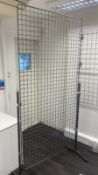1 x Freestanding Chrome Cage Panel For Displaying Garments - Dimensions: H200 x W100 cms