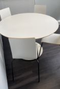 1 x Round Office Meeting Table With Four Chairs - CL922 - Location: London