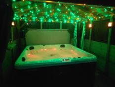 1 x Sky Storm Twin Edition 5-Seater 230V Hot Tub in Excellent Condition - CL444 - NO VAT ON THE