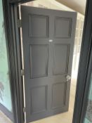 1 x Solid Wood Lockable Painted Internal Door - Includes Hinges and Handles - NO VAT ON THE HAMMER