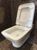 1 x DURAVIT Premium Wall Hung Toilet with GEBERIT Flush and KEUCO Accessories - NO VAT ON THE HAMMER