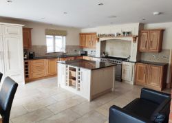 18TH JULY: GENERAL AUCTION: Fitted Kitchens, Designer Homewares, Vehicles, Luxury Furniture, Commercial Lighting, Shop Fittings & More