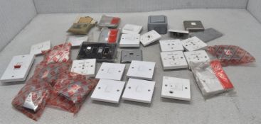1 x Assortment Of Electrical Face Plates, Switches And Sockets - Ref: HW343/HWP5 - CL911 - Location:
