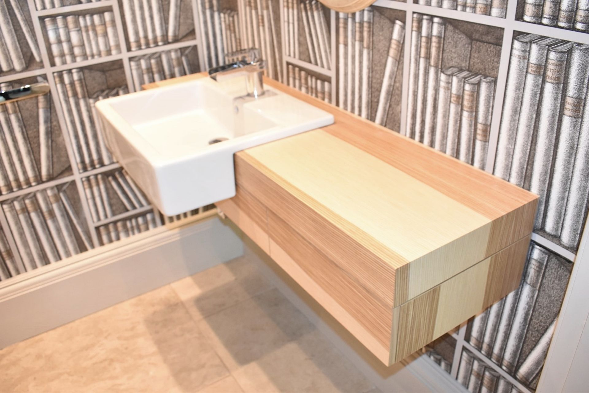 1 x Bathroom Suite Under Stairs Inc. Sink with Vanity Unit, Mirror, Toilet + Flush - Image 6 of 18