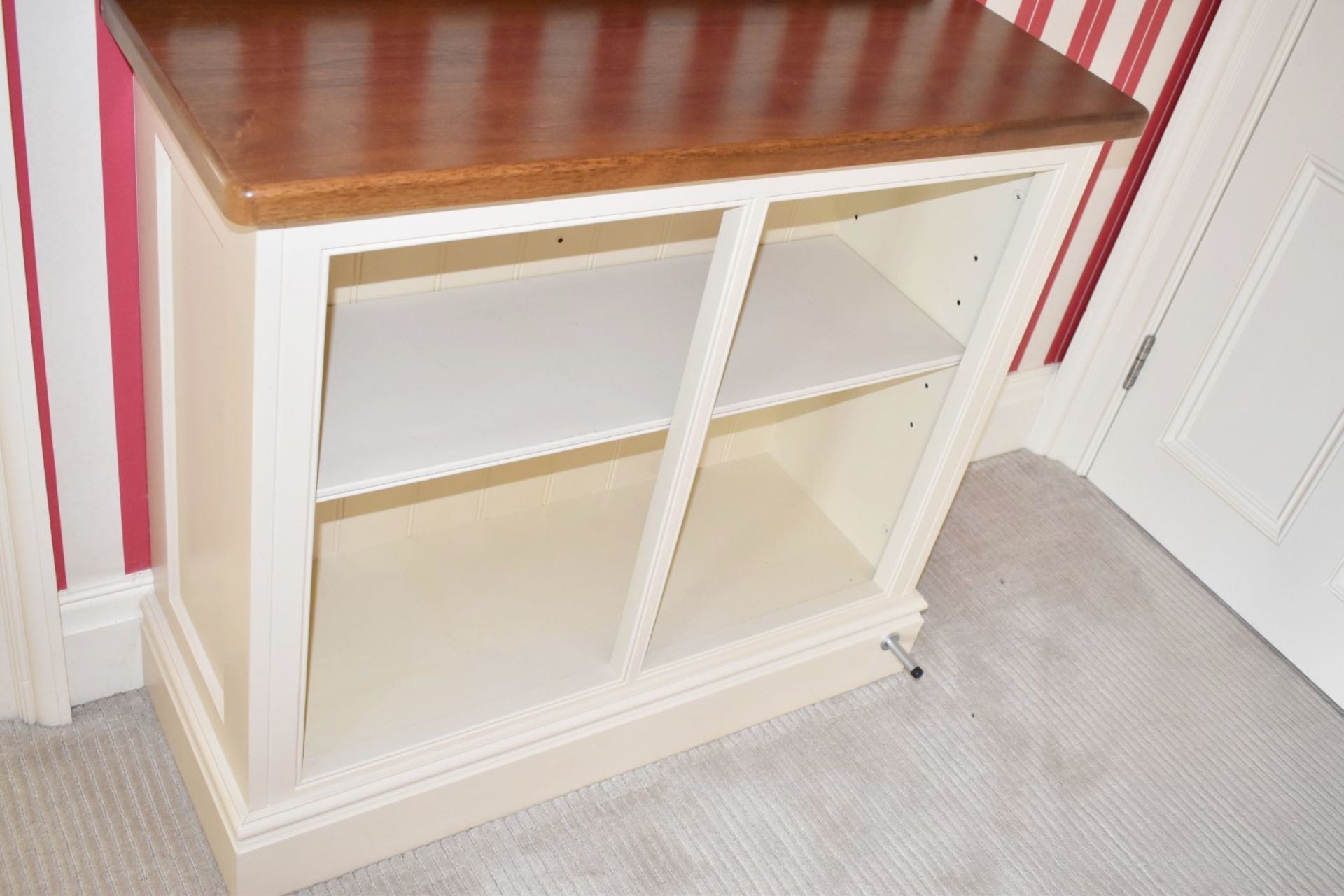 1 x Bespoke Wooden Bookcase - Ref: ASH118/OFF - CL934 - NO VAT ON THE HAMMER - Location: Knutsford - Image 4 of 6