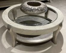 1 x Beautiful Round Coffee Table with Glass Top - Ref: BLN142 - CL939 - NO VAT ON THE HAMMER -