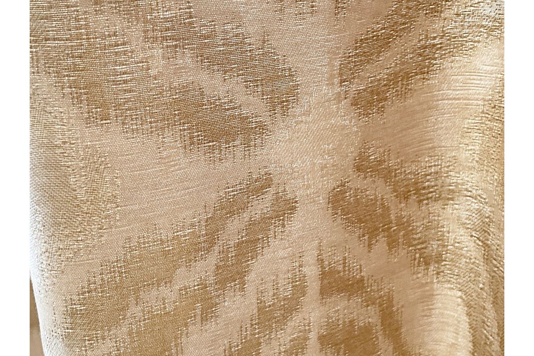 Curtains to Rear Garden - Ref: ASH3--/SSC - CL934 - NO VAT ON THE HAMMER - Location: Knutsford - Image 7 of 8