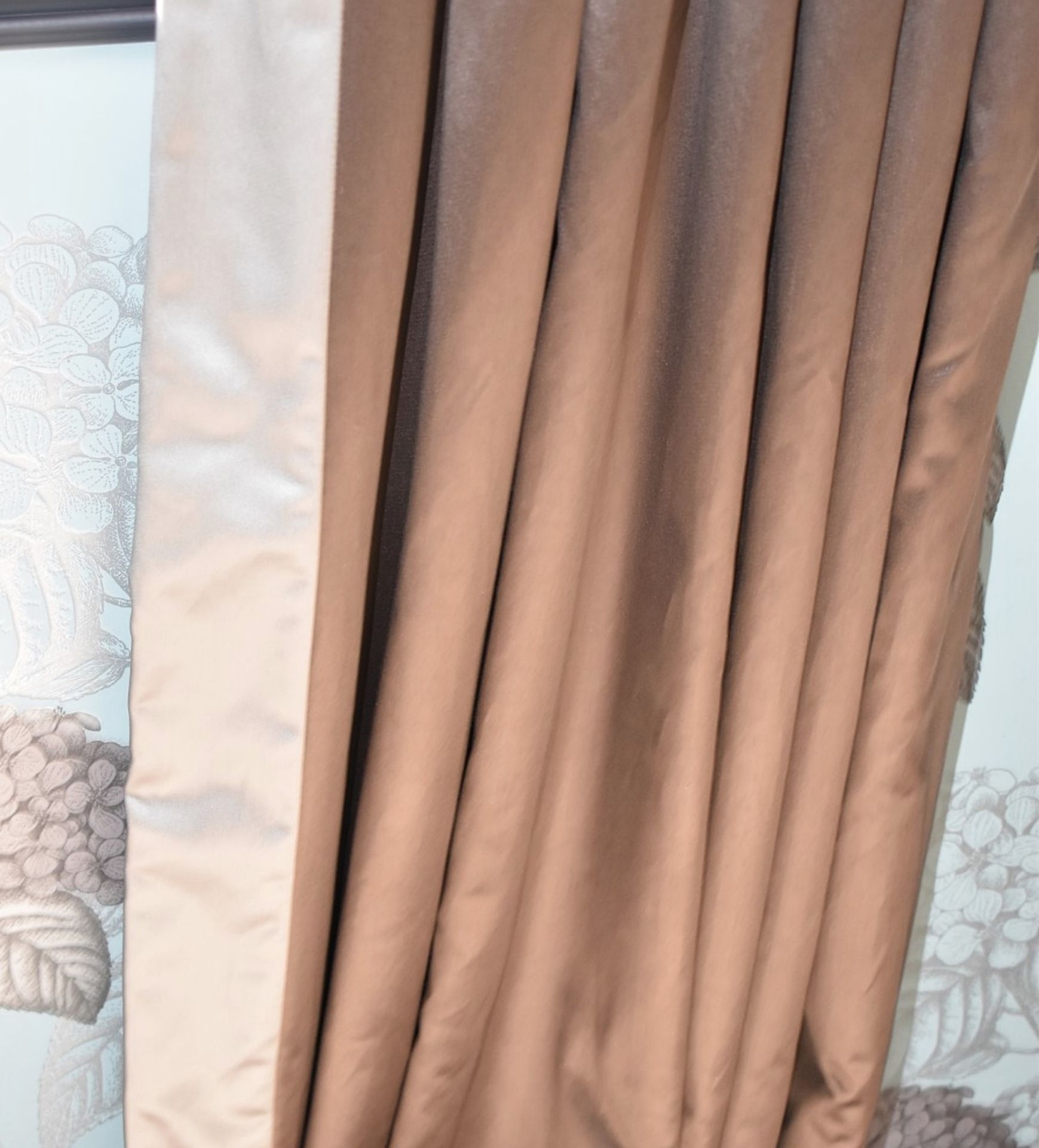 1 x Pair of Bespoke Lined Curtains and Pelmet Box in Brown - Ref: ASH203/ENT - CL934 - NO VAT ON THE - Image 2 of 6