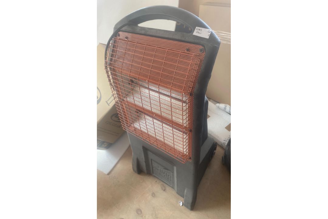 1 x Tq3 Electric Instant Infrared 2.2Kw Heater - 240Volt - Original Price £263.00 - Ref: GMS041 - - Image 1 of 3