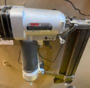 1 x MAKITA At638 Air Powered 18G Narrow Crown Stapler - Original Price £130.00 - Ref: GMS079 - CL937