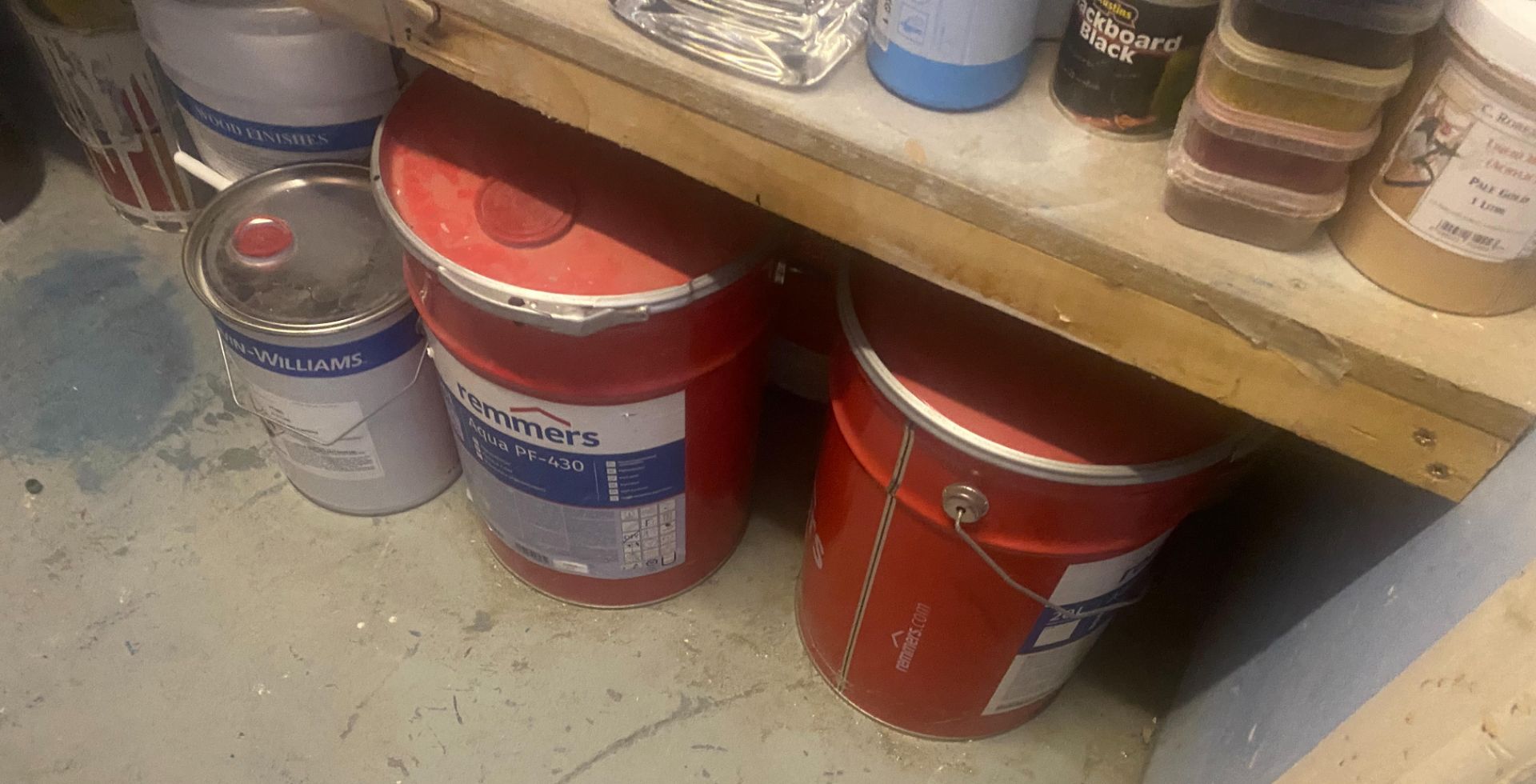 1 x Storage Cupboard Of Tinned Paints And Varnishes - As Shown In Photos , Varying Quantities - Ref: - Image 5 of 9