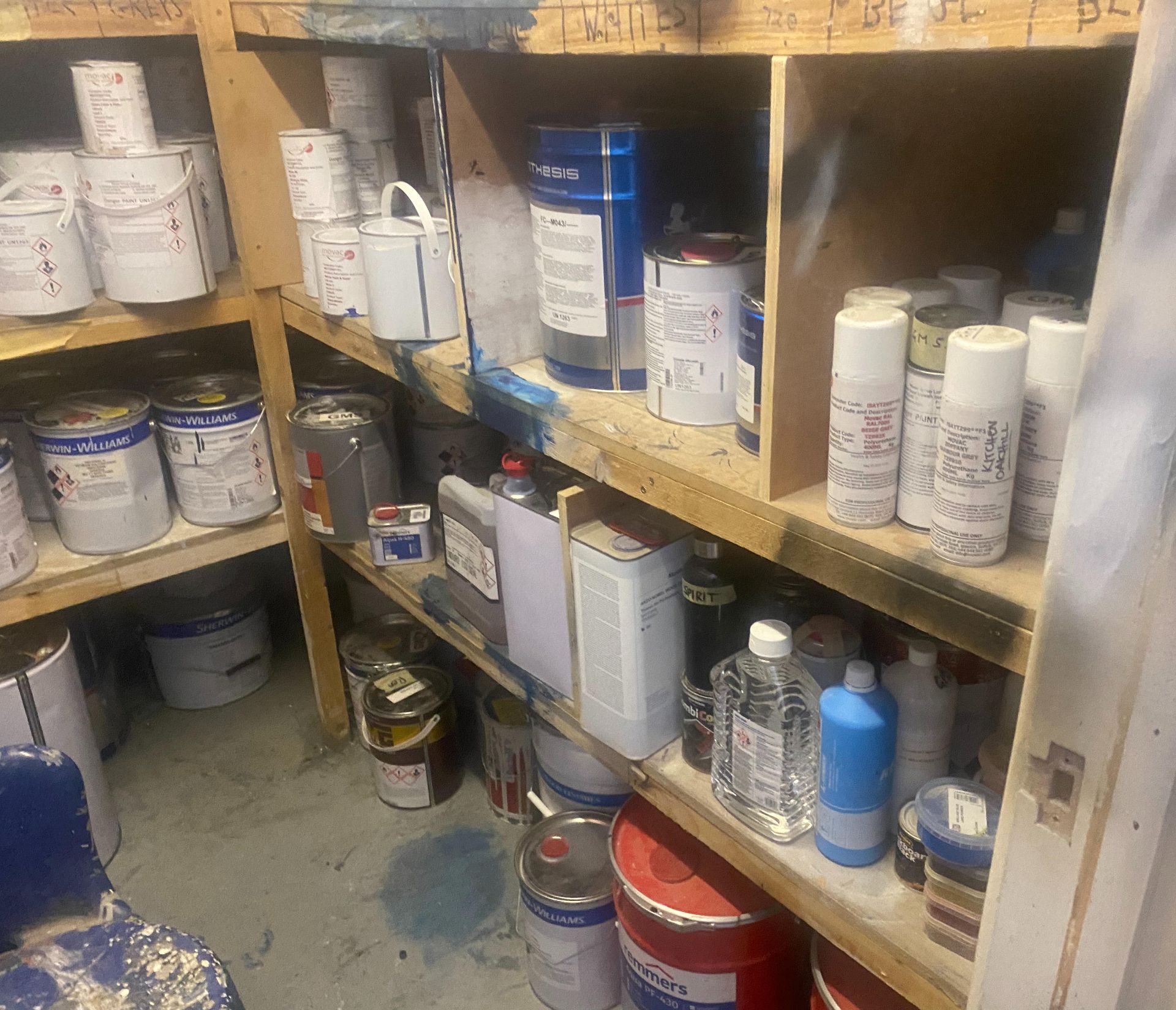 1 x Storage Cupboard Of Tinned Paints And Varnishes - As Shown In Photos , Varying Quantities - Ref: - Image 4 of 9