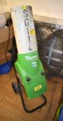1 x Viking GE250 Garden Shredder