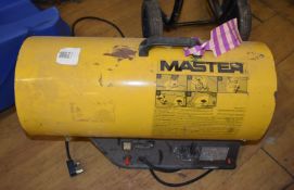 1 x Master 240v Space Heater