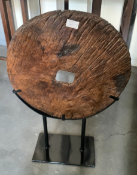 1 x Antique Cart Wheel on Bespoke Stand - Dimensions: 100 x 67 cms