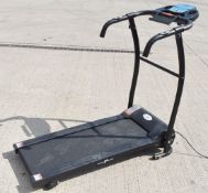 1 x Nero Sports Folding Motorised Fitness Exercise Treadmill - Orignal RRP £229.99 - Ref: VKH109 -