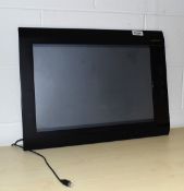 1 x Wacom Intuos 4 Large Graphics Tablet - Model PTK-40