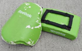 2 x REEBOK Fitness Studio Curved Strike Shields - Ref: VKH181 - CL942 - NO VAT ON THE HAMMER -