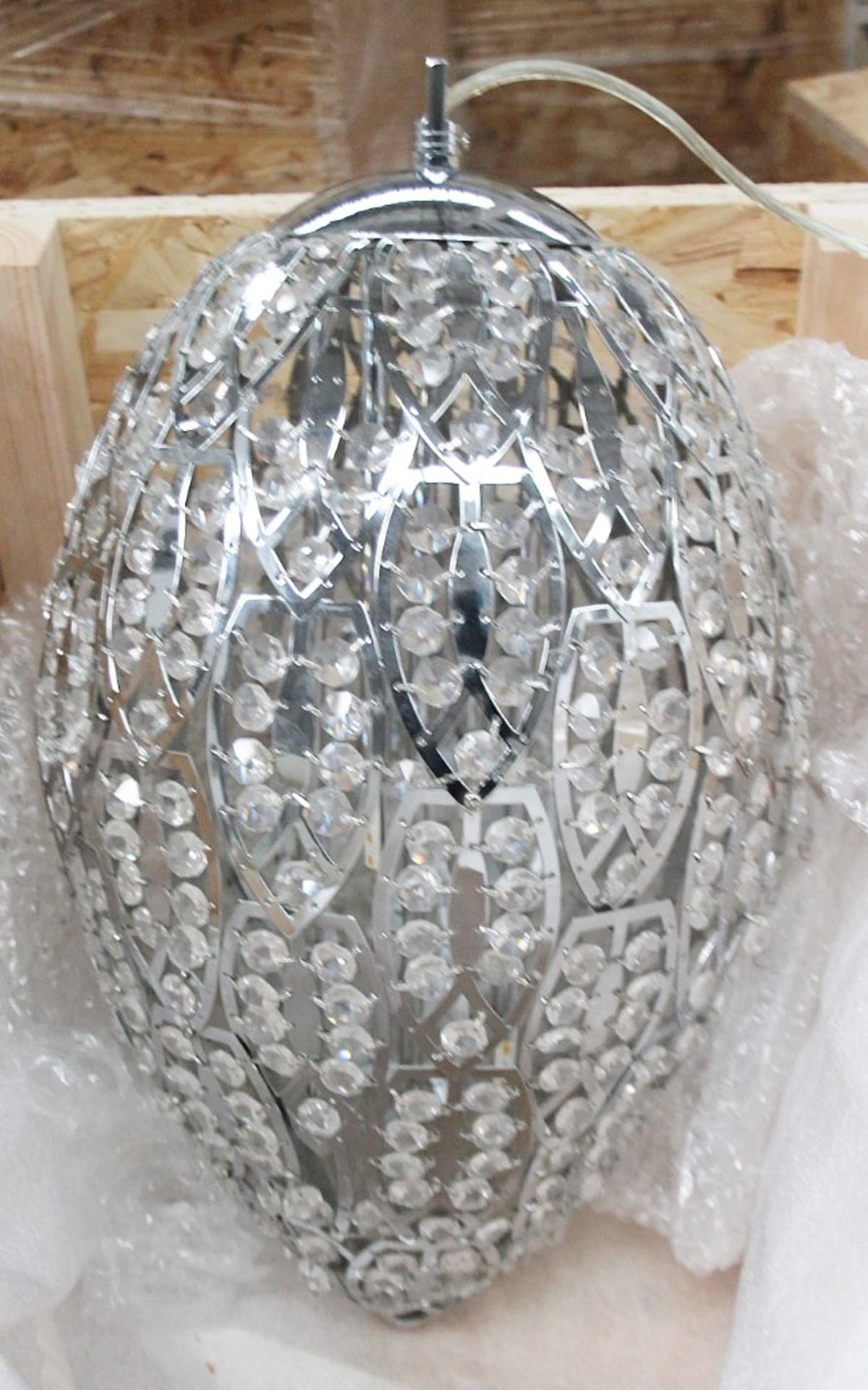 1 x High-end Italian LED Egg-Shaped Light Fitting Encrusted In Premium ASFOUR Crystals - RRP £4,000 - Image 6 of 9