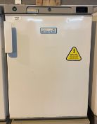 1 x LEC EssenChill Undercounter Commercial Refrigerator - Model BRS200W - Recently Removed From a