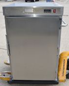1 x Victor Banquetline BL50H1 Mobile Heated Banqueting Cart - Dimensions: H69 x W65 x D70 cms - CL69