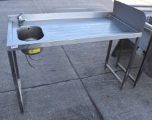 1 x Stainless Steel Wash Unit With an Anti Drip Drainer Surface, Small Wash Bowl and Mixer Tap -