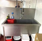1 x Large Stainless Steel Pot Washing Commercial Sink Basin with Rinser Tap - Dimensions: H100 x