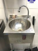 1 x Knee Operated Stainless Steel Hand Wash Basin
