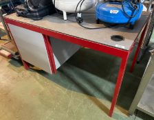 1 x Metal Workbench Desk With Drawers