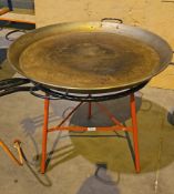 1 x FlamesVLC Gas Ring 90 cms Paella Cooker Pan with Stand - Dimensions: H88 x W90 cms
