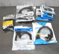 10 x Assorted HDMI, Display, DVI Computer Cables - New in Packets