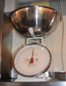 1 x Set of Weighstation Kitchen Scales with Stainless Steel Tray