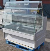 1 x Tecnodom Refrigerated Showcase Display Counter - Model: RI140SVC - Year: 2020 - 240v UK 3 Pin