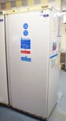 1 x Apollo Upright Single Door Commercial Fridge - Ref: BSP566