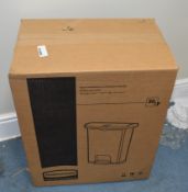 1 x Rubbermaid Slim Jim 30L Waste Pedal Bin - New and Boxed - Ref: BSP554