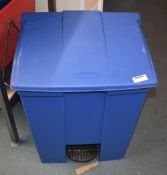 2 x Commercial Pedal Waste Bins - Ref: BSP559