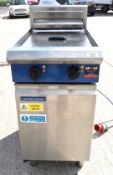 1 x Blue Seal E44 Twin Tank Electric Freestanding Fryer - 3 Phase - Serial No: 1809722 - RRP £2,