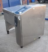 1 x Rational Vario Cooking Center with Accessories - Dimensions: 115 x 115 x 95 cms