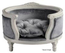 1 x LORD LOU 'George' Luxury Carved Oak Dog Bed with White Painted Finish and Ecru Linen
