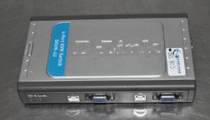 1 x D-LINK 4-Port KVM Network Switch - Moswl: DKVM-4U - Ref: CEC159/C1 - CL971 - Location:
